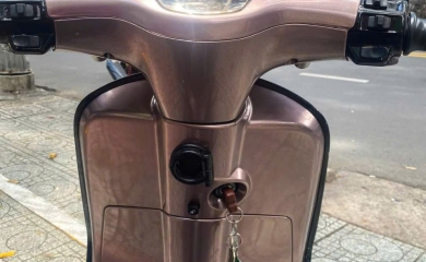ĐỔI MÀU VESPA 