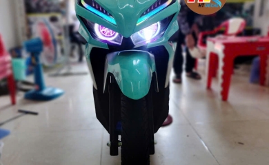 VARIO 125