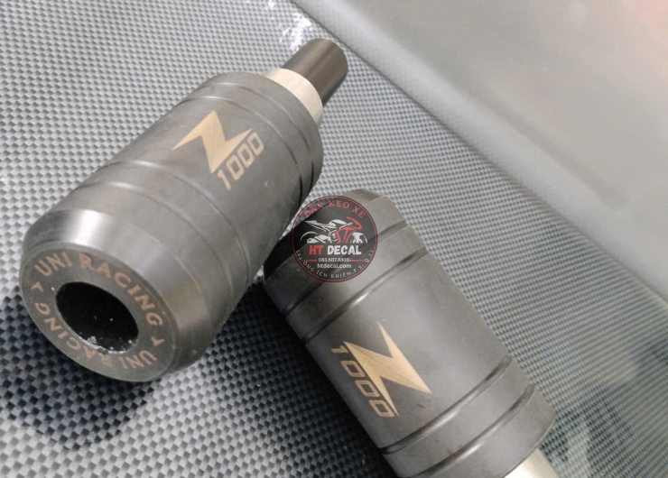 Chống đổ xe máy Z1000