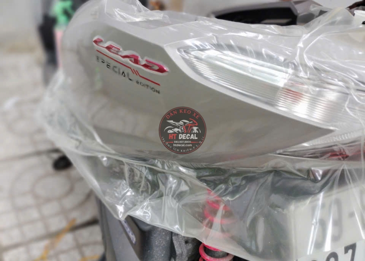  DÁN KEO TRONG NHÁM 3 LỚP 