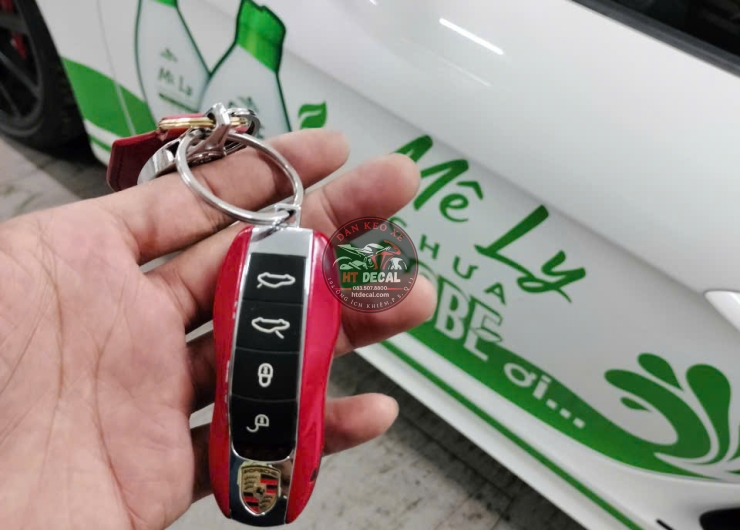 TEM THIẾT KẾ PORSCHE